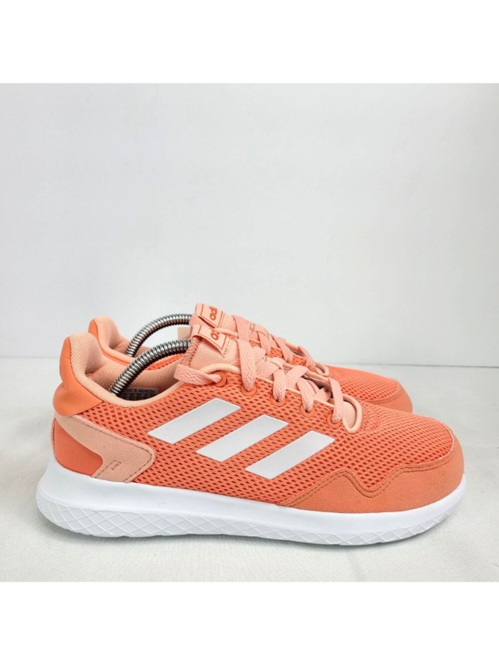 Adidas Archivo Youth Semi Coral Running Shoes US Size 5 NWT - Picture 3 of 10